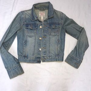 Cute jean jacket- perfect for everyday